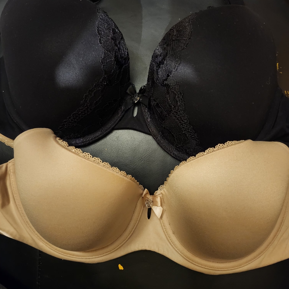 Victoria's Secret Contour Bras $20 Each - Picture 6 of 7